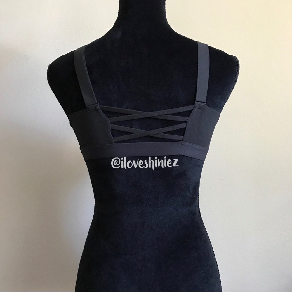 •Victoria's Secret VSX• Lightweight Bra 36C